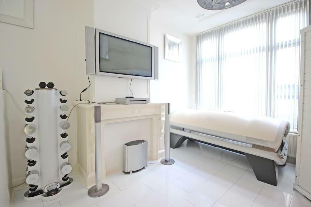 White Luxury Penthouse In City Centre Ámsterdam Exterior foto