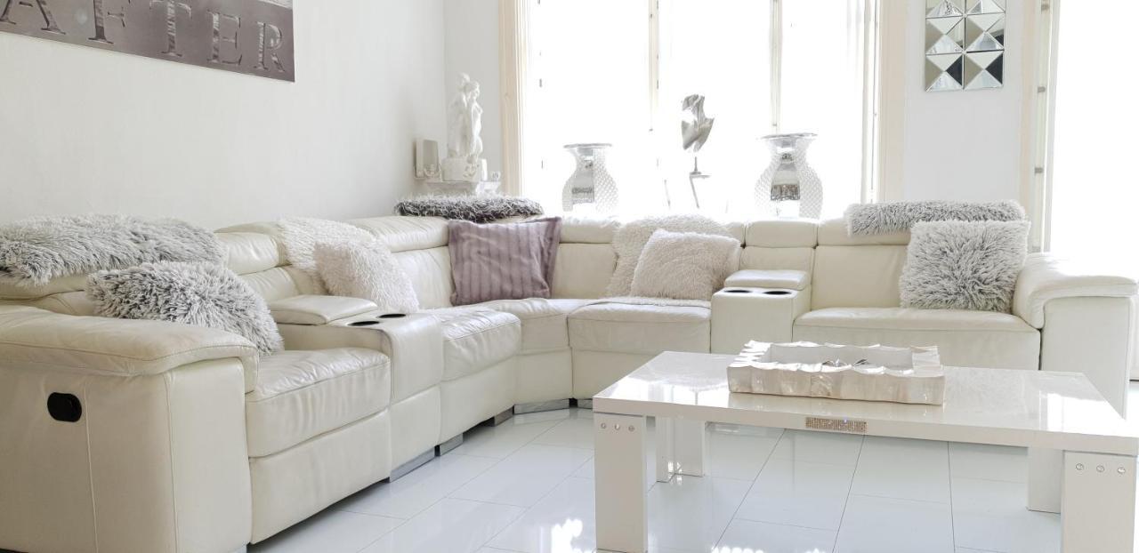 White Luxury Penthouse In City Centre Ámsterdam Exterior foto